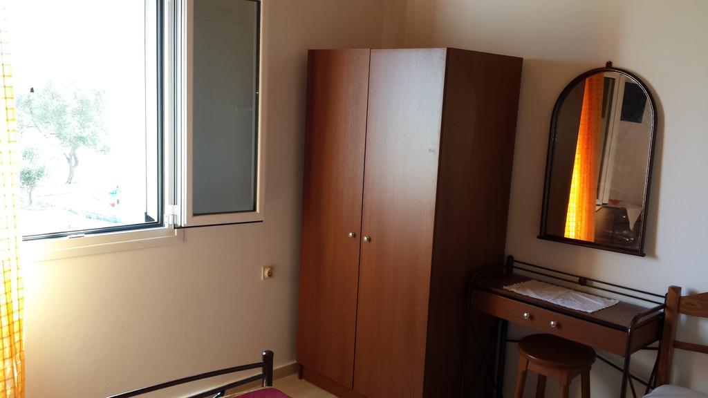 Eva Apartments Svoronata Room photo