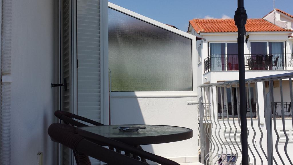 Eva Apartments Svoronata Exterior photo